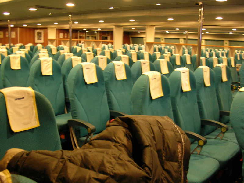 il traghetto pieno di fantasmi