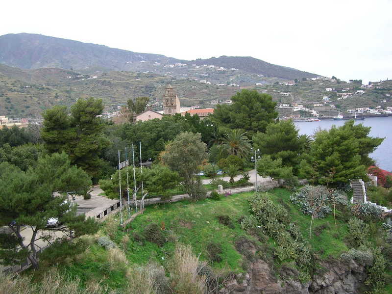 eccoci sul castello di lipari