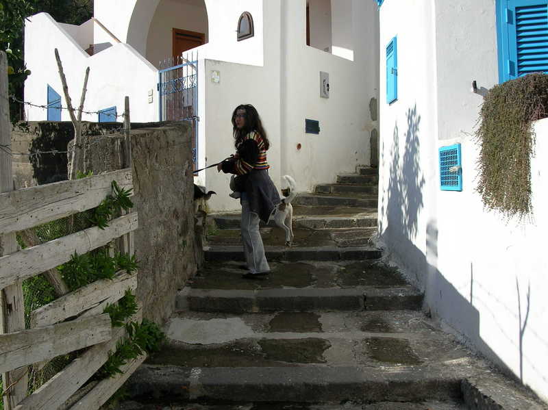 per le vie di Salina